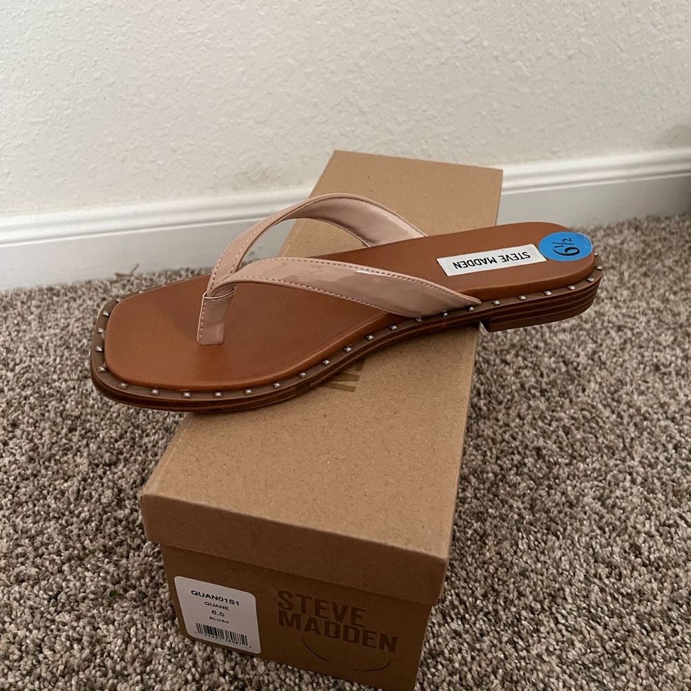 Steve Madden Quane Sandal Thong